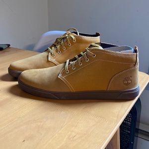 Timberland Men's Groveton Chukka Shoes